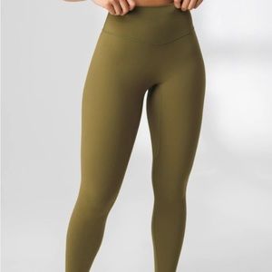 Balance Athletica Cloud Pant Green - Size Medium